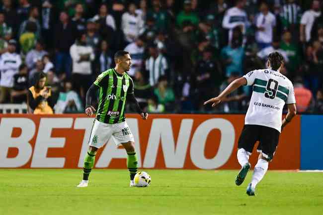 Em jogo equilibradíssimo o Coritiba virou e venceu o Unidos CIC