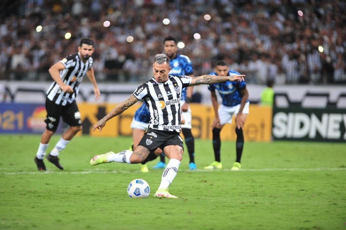 Fotos do jogo entre Atltico e Grmio, no Mineiro, em BH, pela 19 rodada do Campeonato Brasileiro