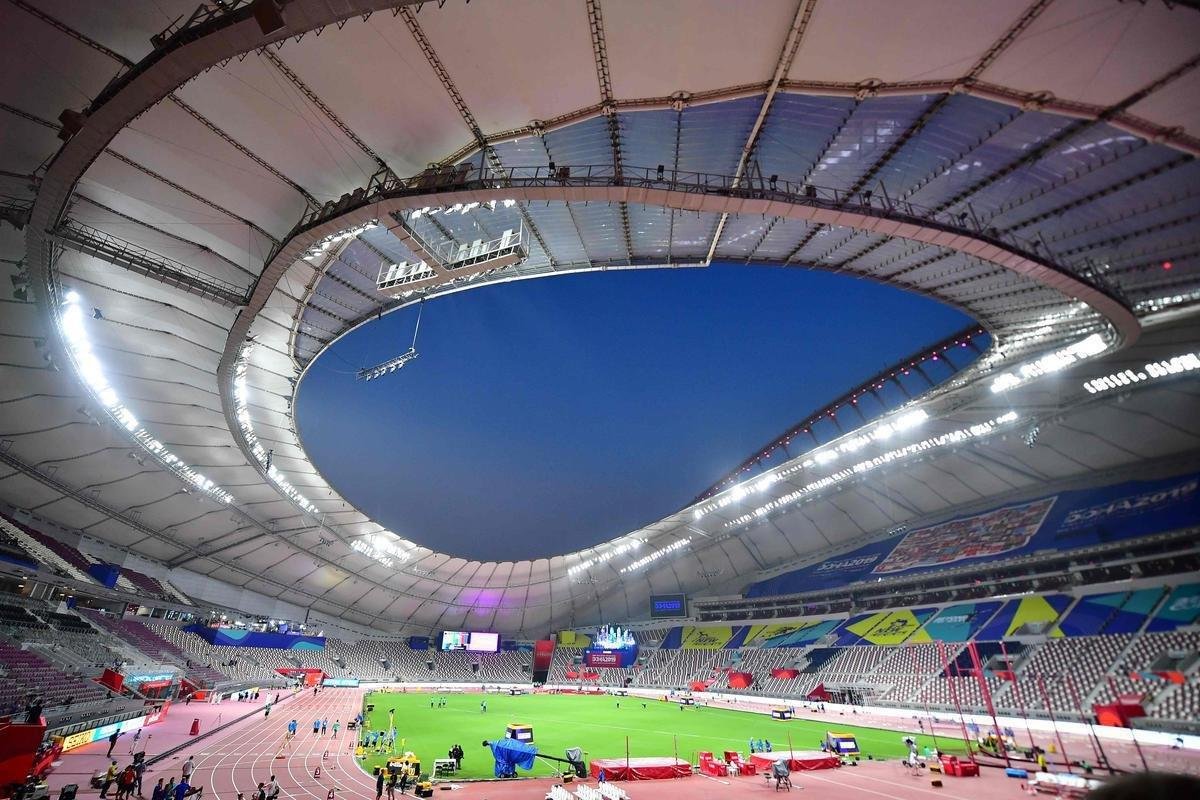 Estdio Internacional Khalifa: inaugurada em 1976, arena em Doha recebeu vrios eventos esportivos internacionais importantes e foi remodelada para o Mundial do Catar
