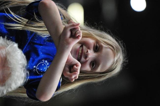 Fotos da torcida do Cruzeiro no Mineiro na partida contra o Ituano pela Serie B. Foi o primeiro encontro dos cruzeirenses com o time aps a confirmao do ttulo nacional
