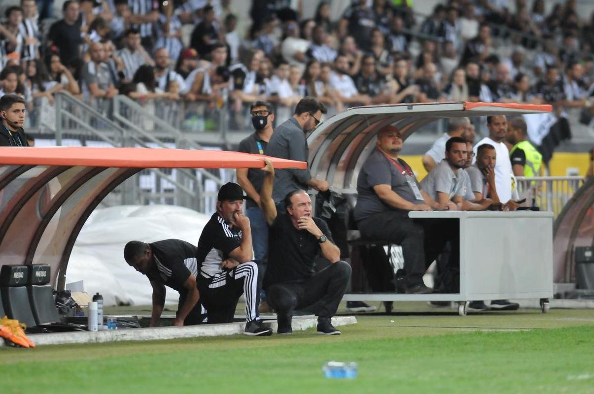 Fotos da partida entre Atltico e Athletico-PR, neste domingo (7), no Mineiro, pela 21 rodada do Campeonato Brasileiro