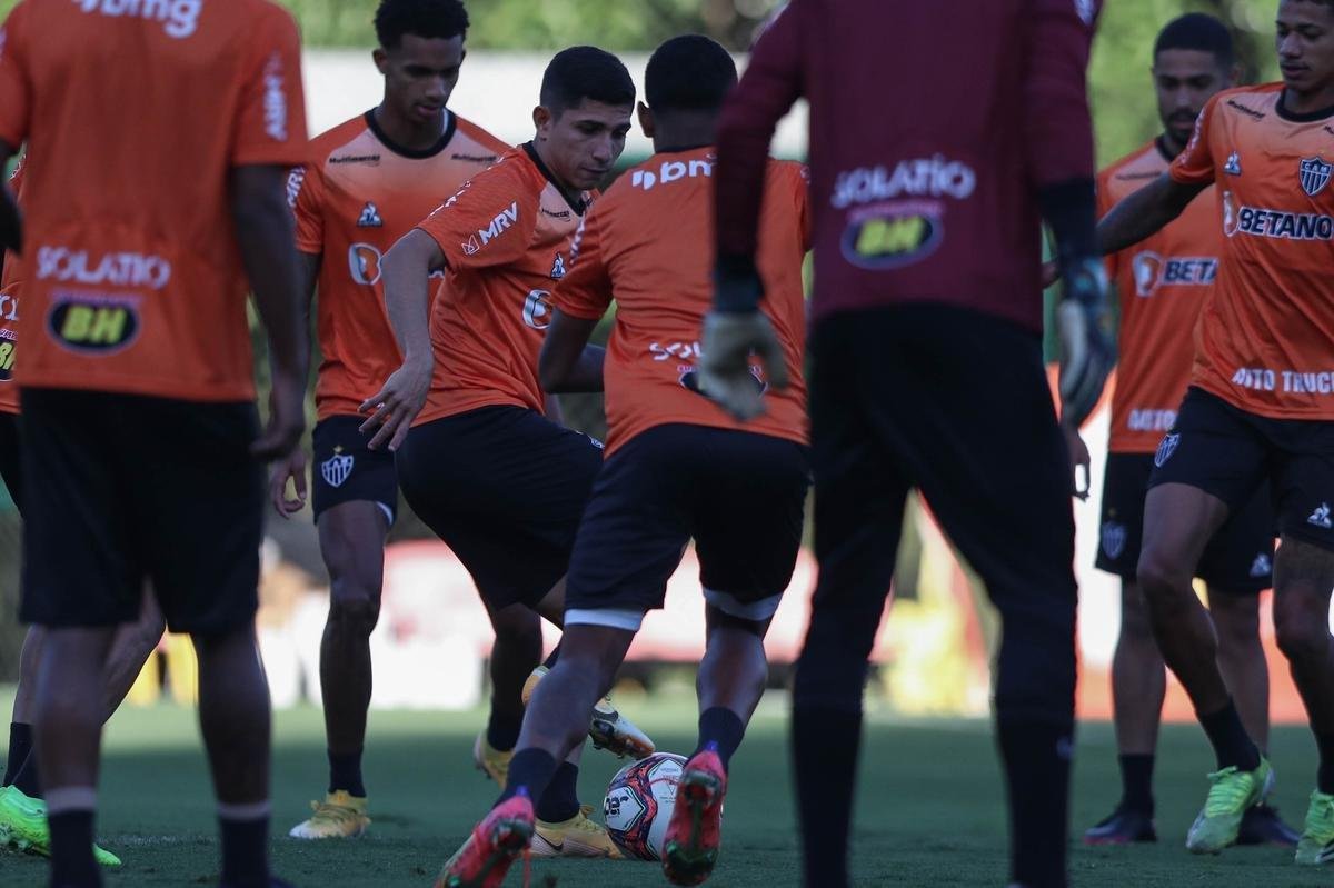 Com novo uniforme de treino, Atlético fechou nesta sexta-feira sua preparação para enfrentar o Athletic, às 19h deste sábado, no Independência, pela 11ª rodada do Campeonato Mineiro