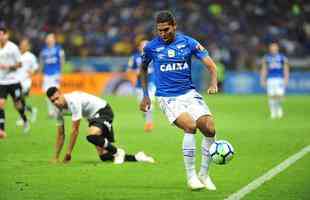 No segundo tempo, Cruzeiro tentou ampliar a vantagem e teve trs chances reais