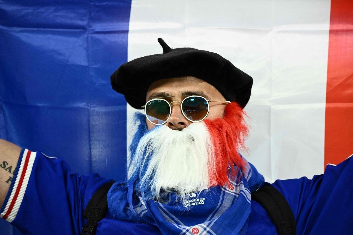 Torcedores de Tunsia e Frana na partida pelo Grupo D da Copa do Mundo do Catar