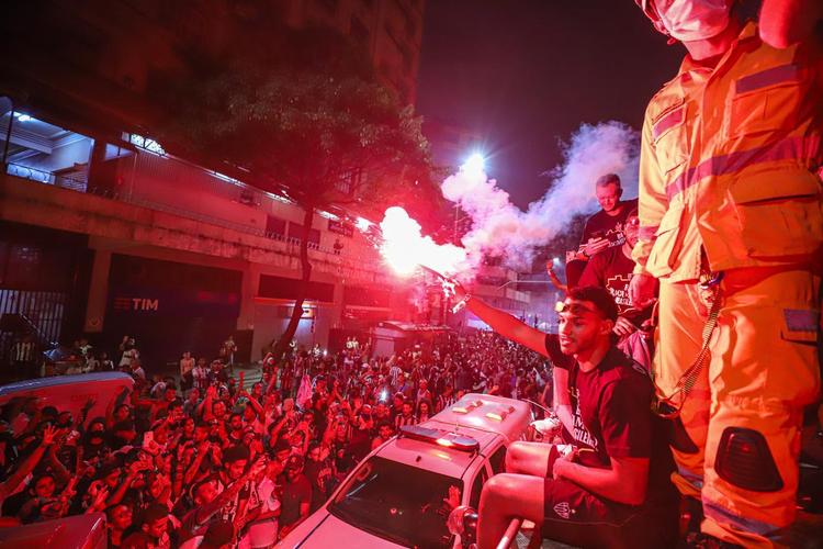 Bastidores da festa do Atlético em comemoração ao título brasileiro