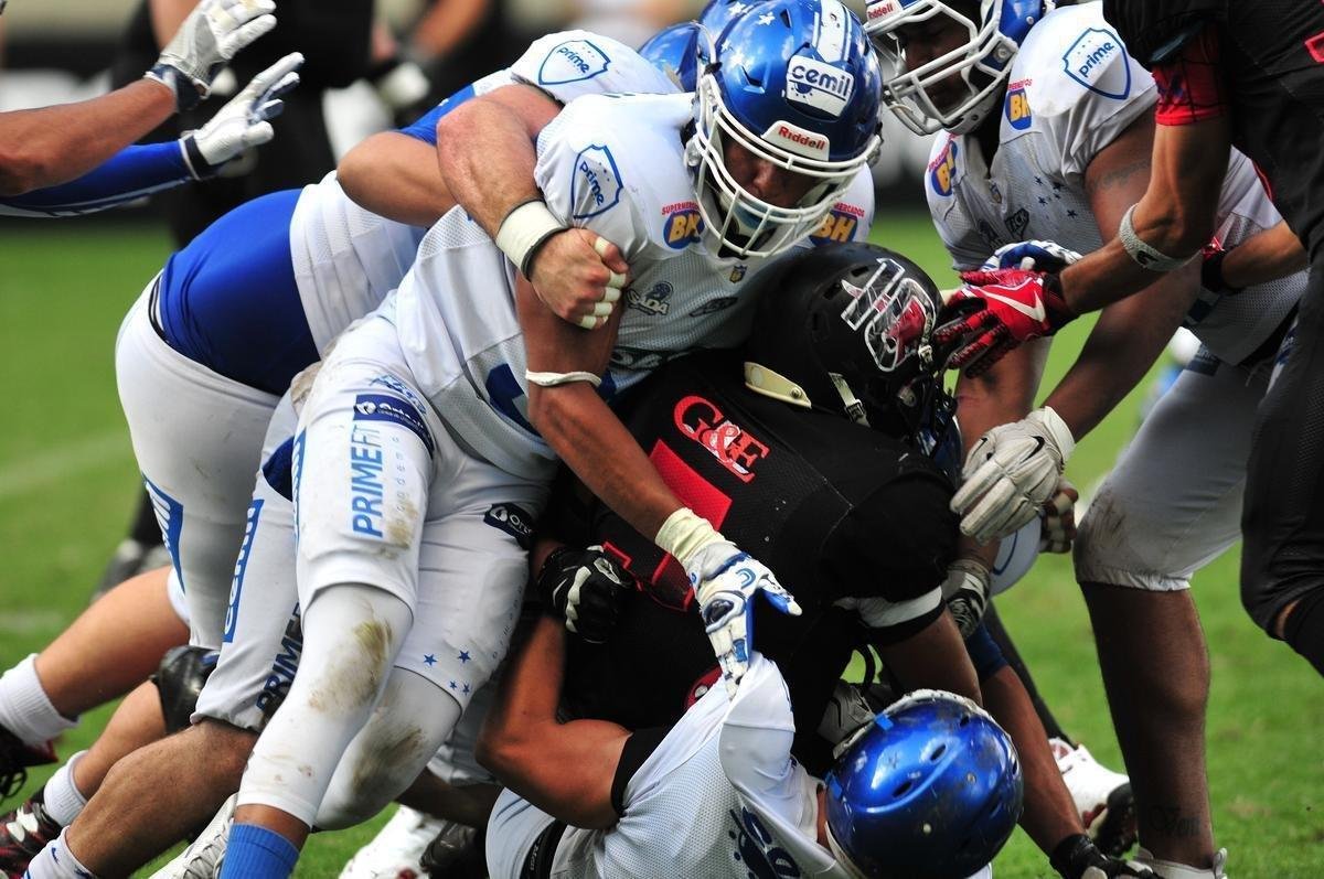 Cruzeiro venceu Espectros por 30 a 13, no Brasil Bowl, no Independncia, e se sagrou campeo