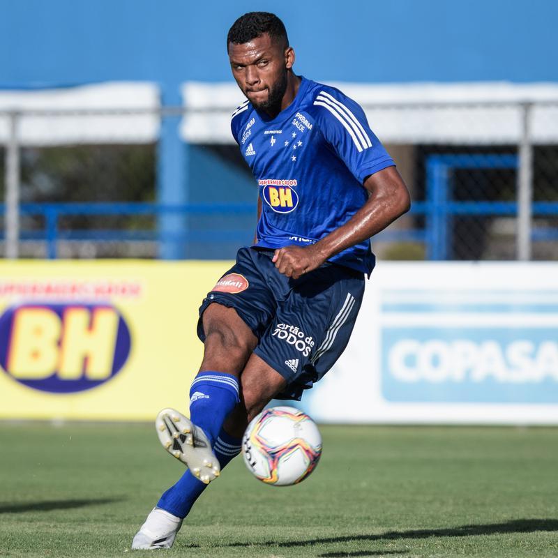 Cruzeiro treinou na tarde desta terça-feira (1/12), na Toca da Raposa II, e encerrou sua preparação para enfrentar o América, no Independência, pela 25ª rodada da Série B