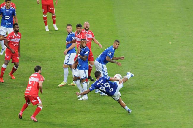 CBF antecipa horário do jogo do Cruzeiro diante do Vasco pela Série B -  Superesportes