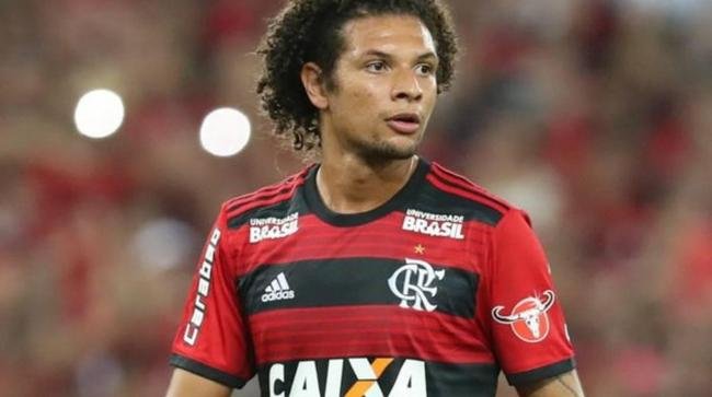 Willian Aro - volante