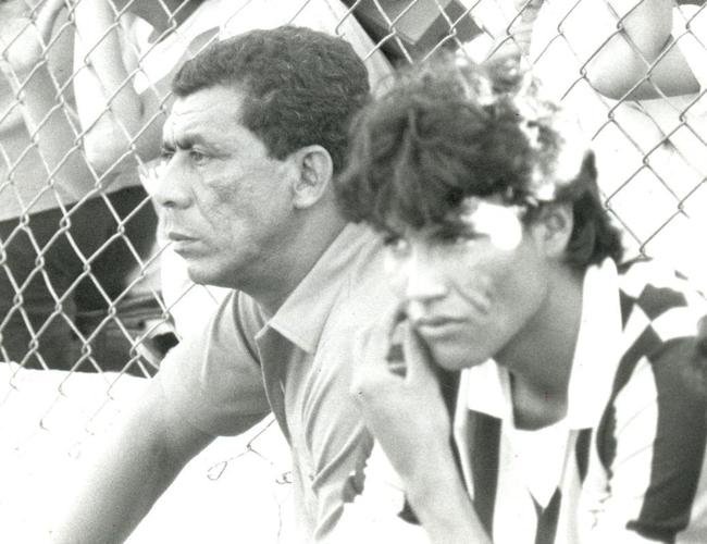 29/05/1988 - Jair Bala em passagem como tcnico do Amrica