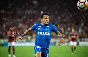 Fotos da vitria do Cruzeiro sobre o Flamengo por 2 a 0, nesta quarta-feira, no Maracan. Gols de Arrascaeta e Thiago Neves garantiram ao time celeste vantagem nas oitavas de final da Copa Libertadores