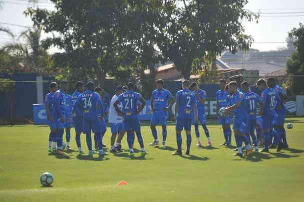 Imagens do treino do Cruzeiro na ltima atividade em Belo Horizonte antes da viagem ao Rio de Janeiro, para a final da Copa do Brasil contra o Flamengo, quinta-feira (7), no Maracan