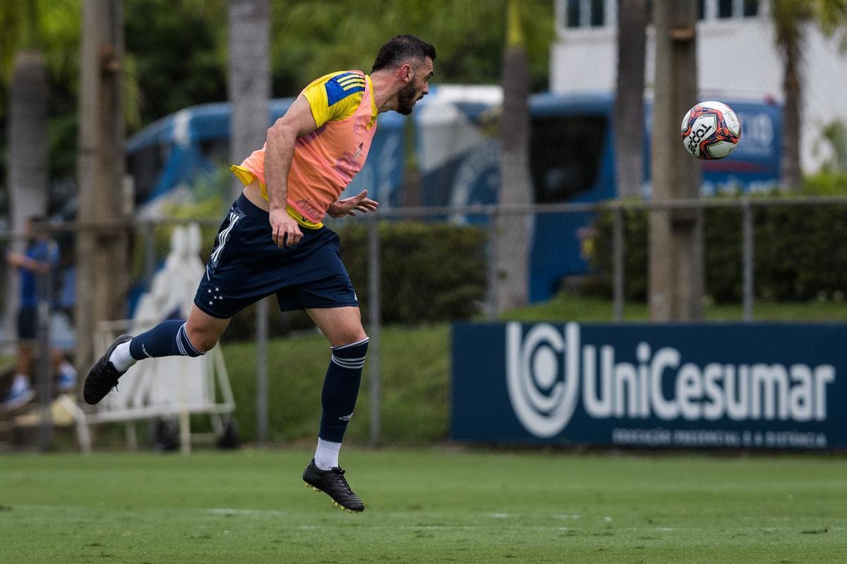 Fotos do treino do Cruzeiro desta segunda-feira (18/10)