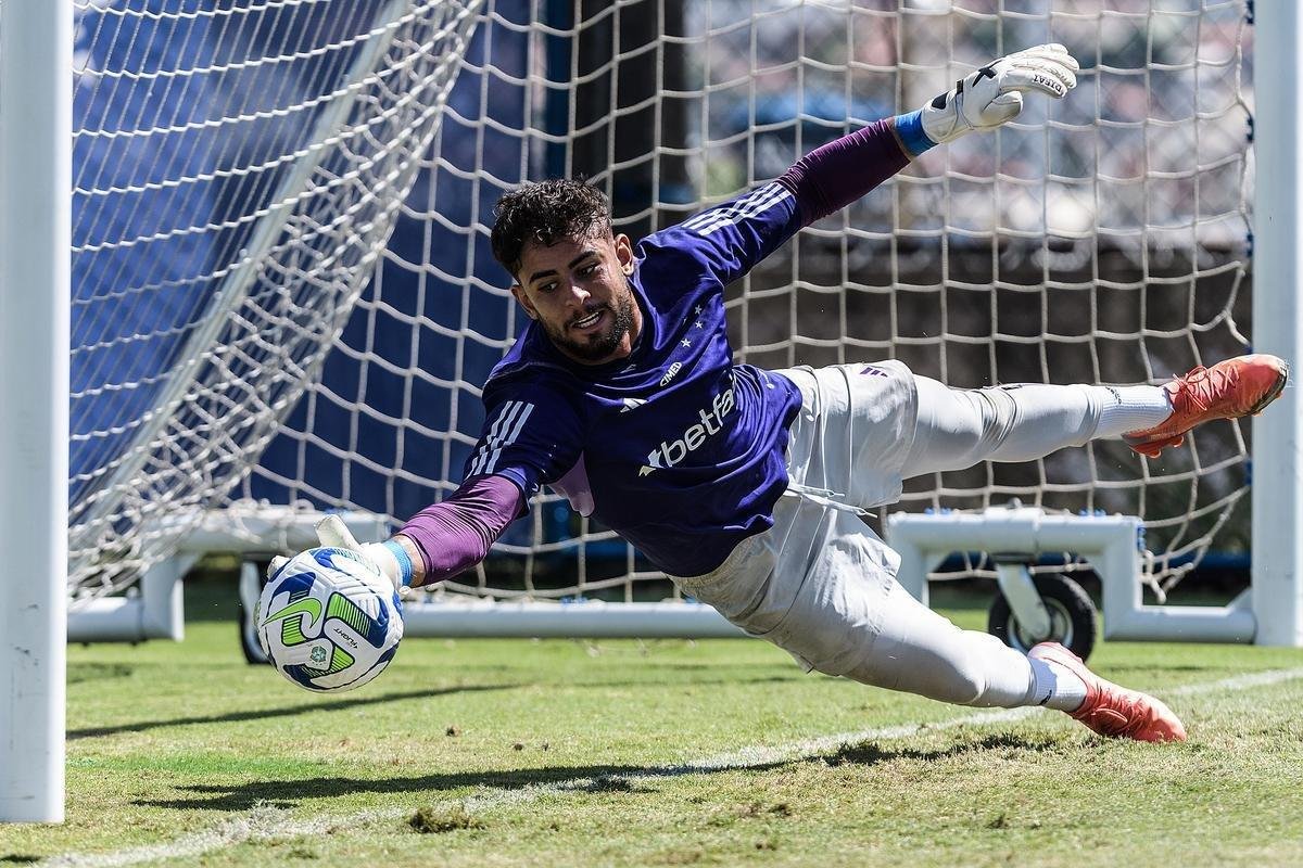 O Cruzeiro treinou nesta quarta-feira (5/4), na Toca da Raposa II, em Belo Horizonte