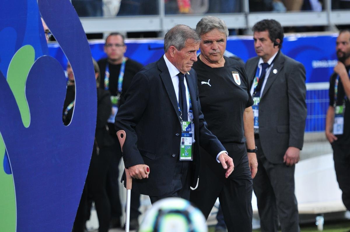 Fotos de Uruguai x Equador, no Mineiro