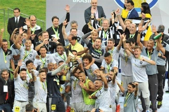 Botafogo participou da Srie B em 2015, quando foi campeo, e est no G4 na edio de 2021