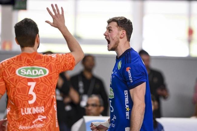 Fotos da final da Superliga Masculina de Vlei entre Cruzeiro e Minas