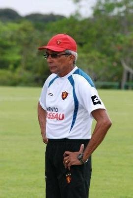 Conhecido como 'Rei do Acesso', Givanildo Oliveira tambm fracassou, apesar de conquistar o ttulo do Pernambucano