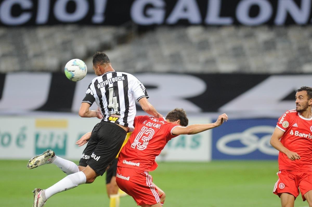 Fotos do duelo entre Atltico e Internacional, no Mineiro, em Belo Horizonte, pela 24 rodada da Srie A do Campeonato Brasileiro de 2020 (6/12/2020)