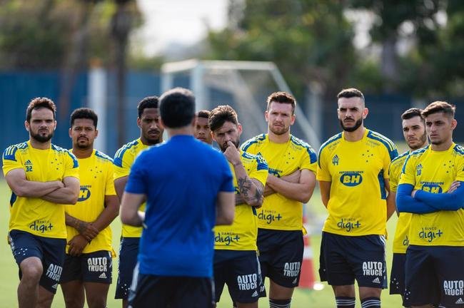 Fotos do treino do Cruzeiro desta segunda-feira (27/9)