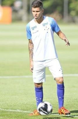 Bruno Nazrio (meia) - emprestado pelo Hoffenheim-ALE, fez apenas cinco partidas vestindo a camisa do Cruzeiro. 