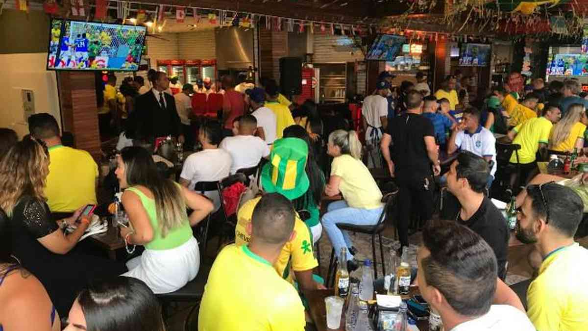 Bares e eventos em BH: onde assistir ao jogo do Brasil na Copa do Mundo -  Superesportes, jogos do brasil na copa 2022 assistir online