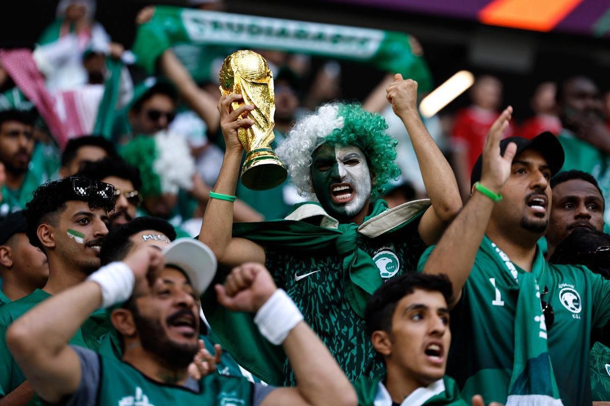 Polnia x Arbia Saudita: fotos da torcida no jogo da Copa do Mundo