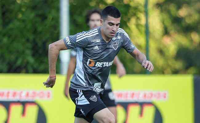 Rodrigo Battaglia ficar disponvel apenas na segunda rodada da Libertadores
