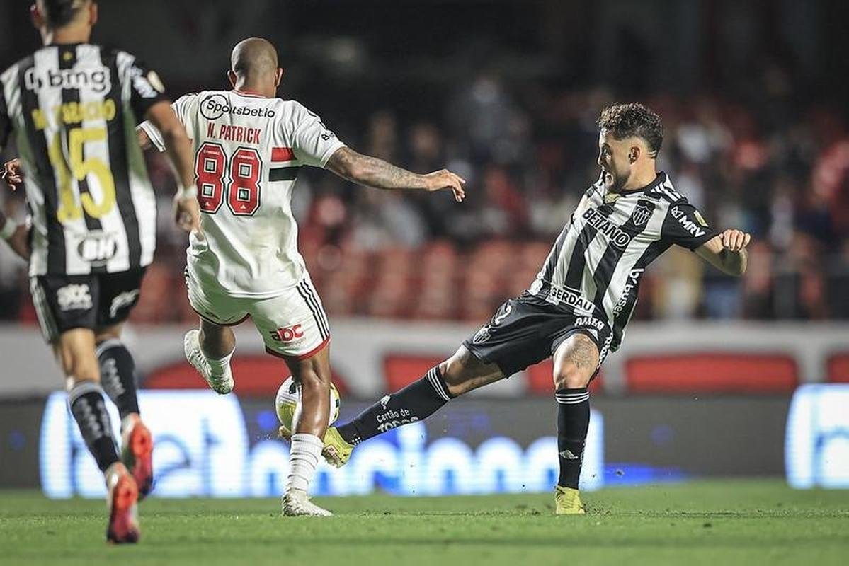 So Paulo e Atltico se enfrentaram nesta tera-feira (1/11) pela 35 rodada do Campeonato Brasileiro