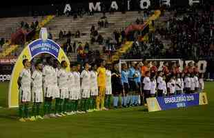 Imagens do jogo entre Amrica e Brasil de Pelotas, no interior gacho, pela Srie B do Brasileiro 