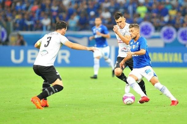 Imagens do jogo entre Cruzeiro e Tupi, no Mineiro