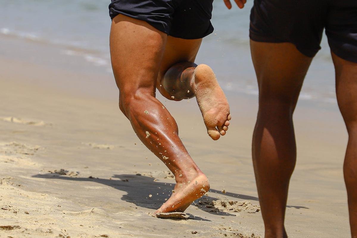 Jogadores do Atltico treinaram na Praia do Mucuripe, em Fortaleza
