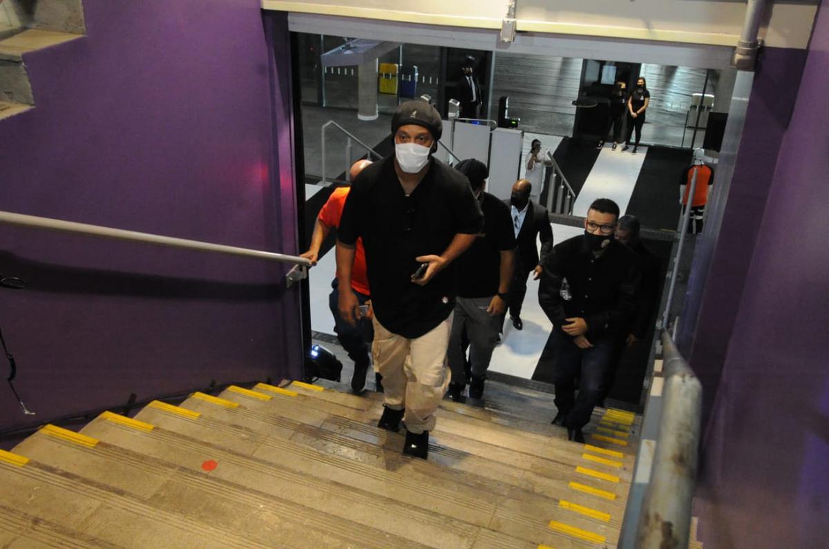 Ronaldinho Gacho durante evento de um patrocinador do Atltico no Mineiro, em Belo Horizonte. Ex-jogador, de 40 anos, tirou fotos com clientes, funcionrios e se encontrou com o ssia Jos Robson Batista de Oliveira 