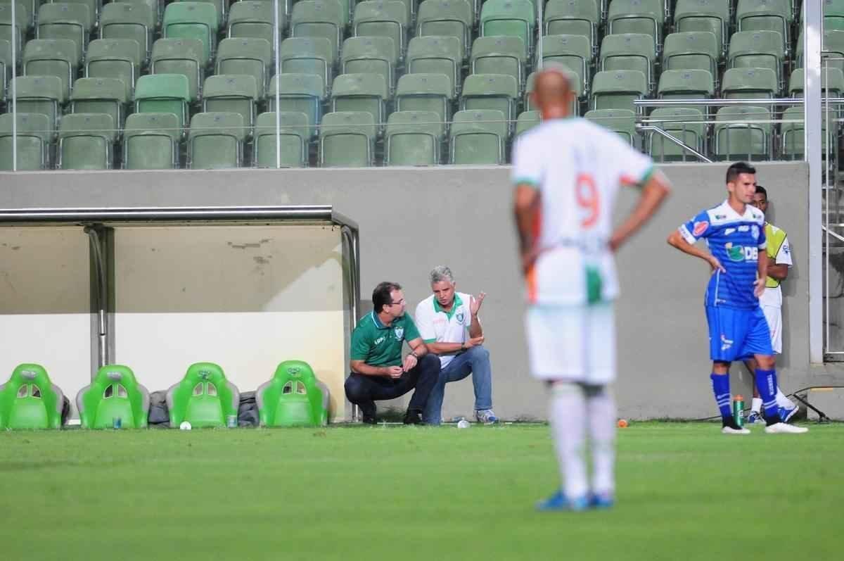 Imagens do jogo entre Amrica e URT, pelo Campeonato Mineiro, no Independncia