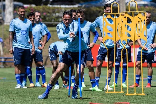 Cruzeiro se prepara para duelo contra o Vasco