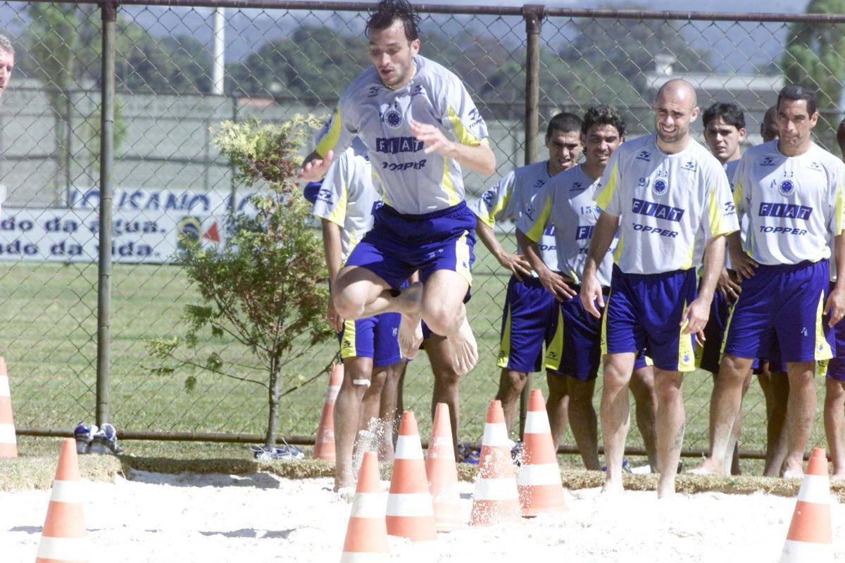 JULHO - Dia a dia de treinos do Cruzeiro na temporada que culminou com a Trplice Coroa