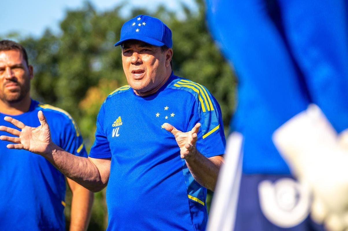 Fotos do treino do Cruzeiro desta sexta-feira, 3 de setembro, na Toca da Raposa II