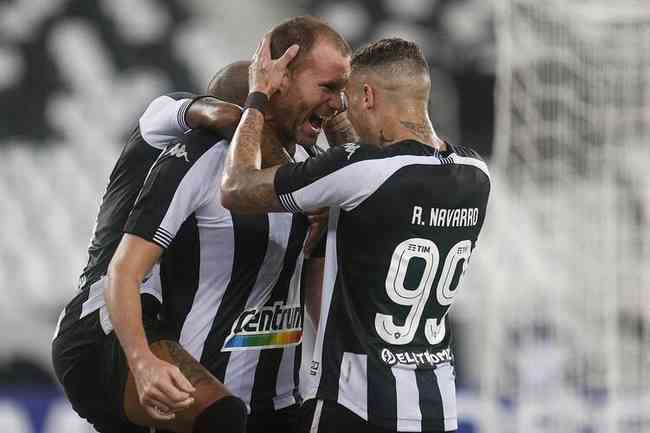 Botafogo vence Brasil de Pelotas e é campeão da Série B