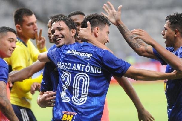 Cruzeiro x Villa Nova: veja fotos da partida vlida pela terceira rodada do Campeonato Mineiro
