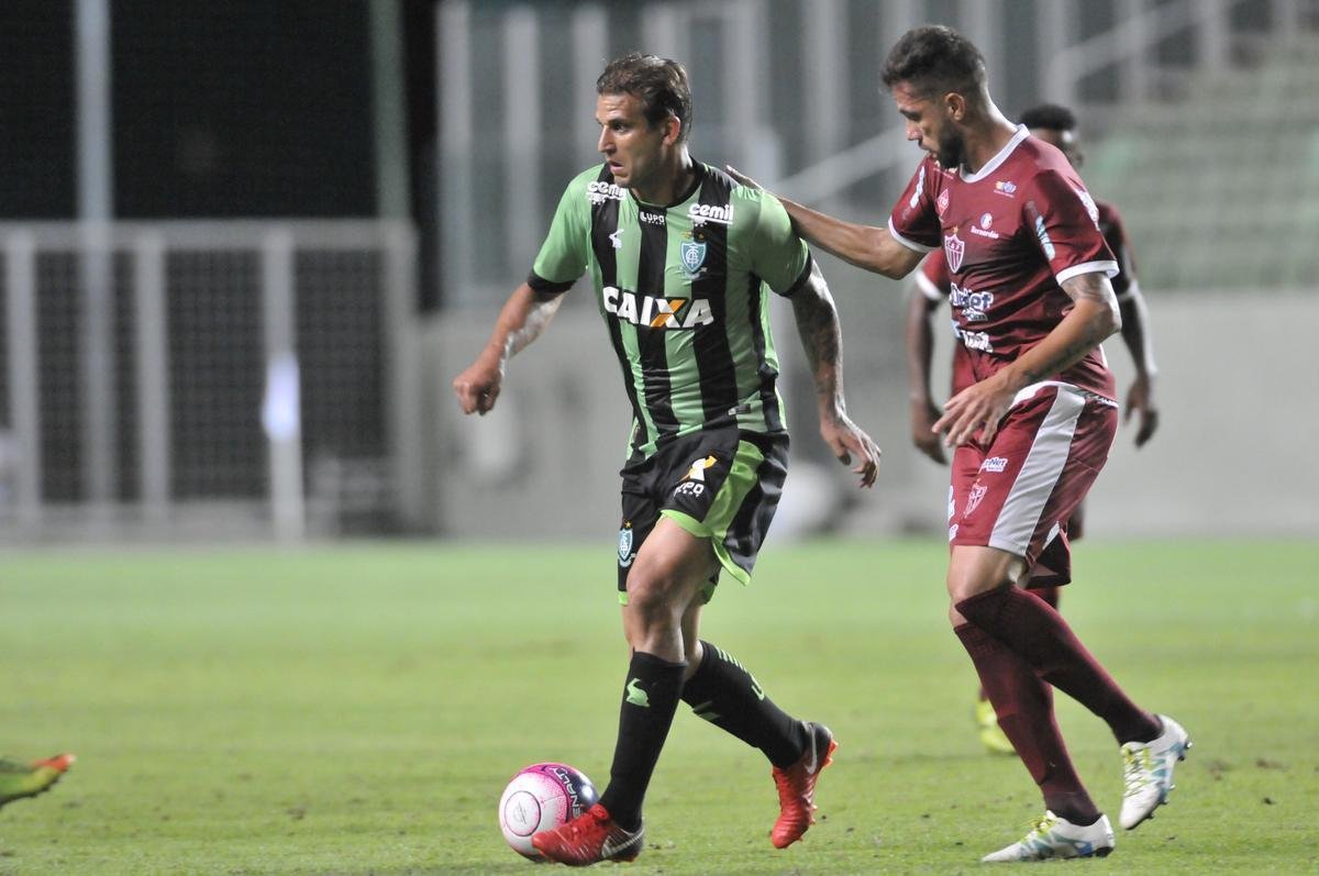 Amrica e Patrocinense se enfrentaram, no Independncia, pela primeira rodada do Campeonato Mineiro