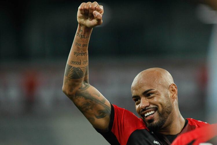 Na 12ª posição, o Athletico-PR tem 28 pontos em 23 jogos e 0,029% de chances de ficar com a taça.