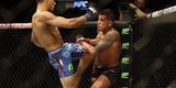 Fotos da vitria de Rafael dos Anjos, que valeu o cinturo dos leves do UFC