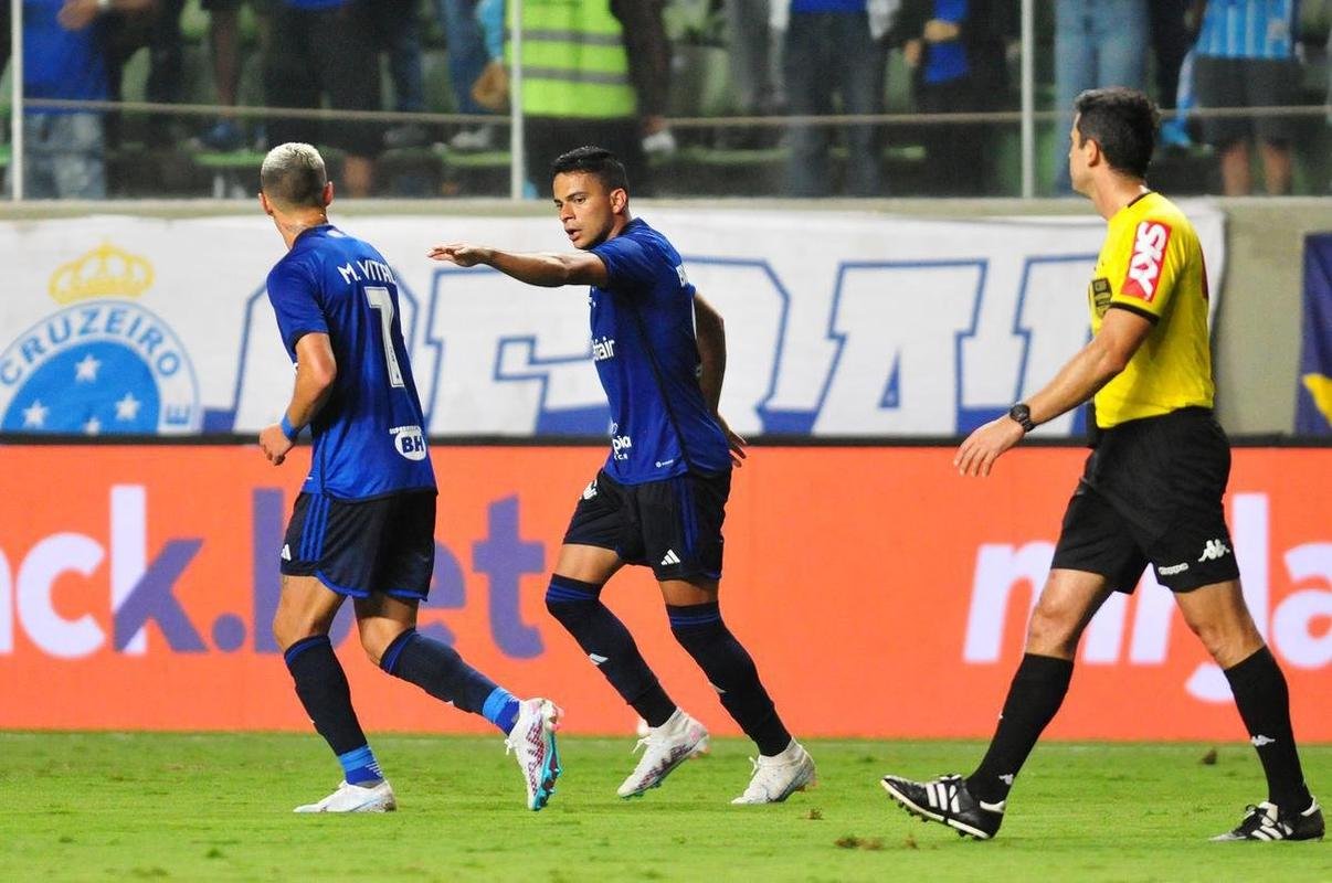 Grmio x Cruzeiro: fotos do jogo pela segunda rodada do Campeonato Brasileiro, neste sbado (22/4), no Independncia