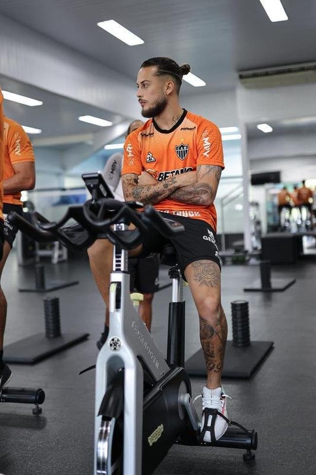 Atltico treinou, na tarde desta quinta-feira (26), na Cidade do Galo. Atividades visaram ao confronto contra o Ava pelo Campeonato Brasileiro.
