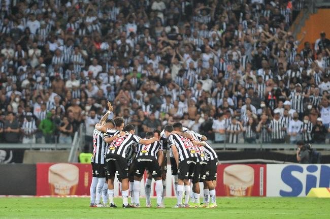 Fotos do jogo entre Atltico e Grmio, no Mineiro, em BH, pela 19 rodada do Campeonato Brasileiro