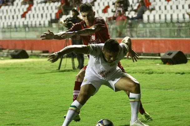 Com casa cheia, Timbu fez a antepenúltima rodada da primeira fase da Série C dentro dos Aflitos