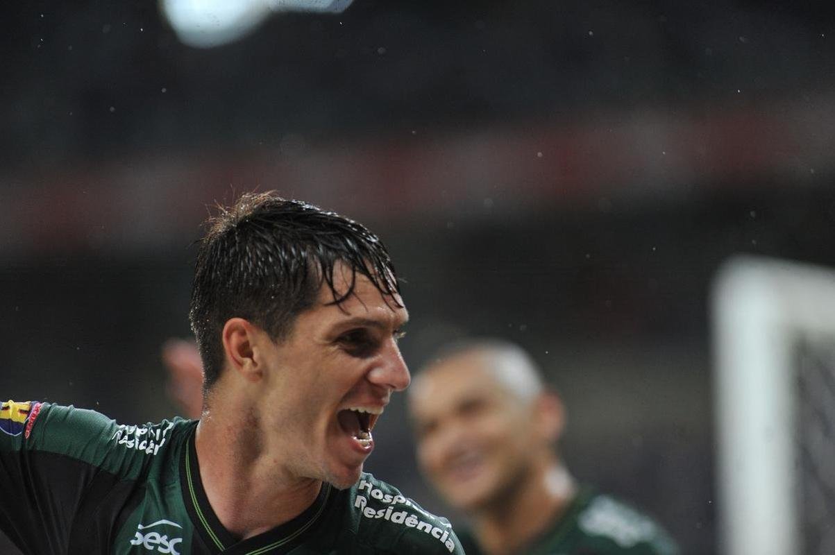 Fotos do cl�ssico entre Cruzeiro e Am�rica, no Mineir�o, em BH, pela 3� rodada do Campeonato Mineiro