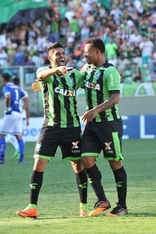 Imagens de Amrica x Luverdense, no Independncia