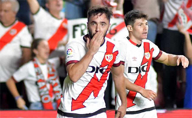 Em casa, Rayo Vallecano tomou susto, mas buscou virada diante do Elche