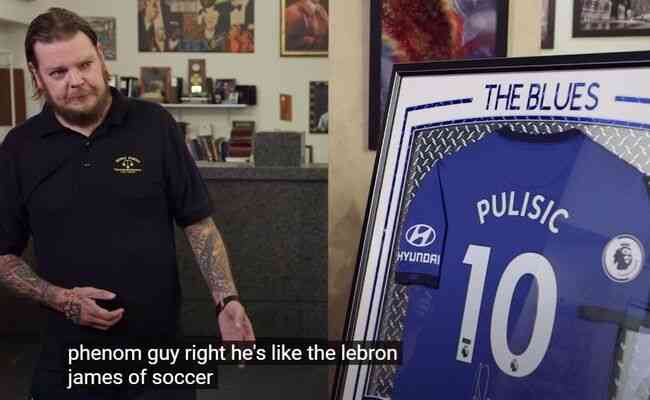 Homem tentou vender camisa do Chelsea com autgrafo de Pulisic e concordou com comparao do meia a LeBron